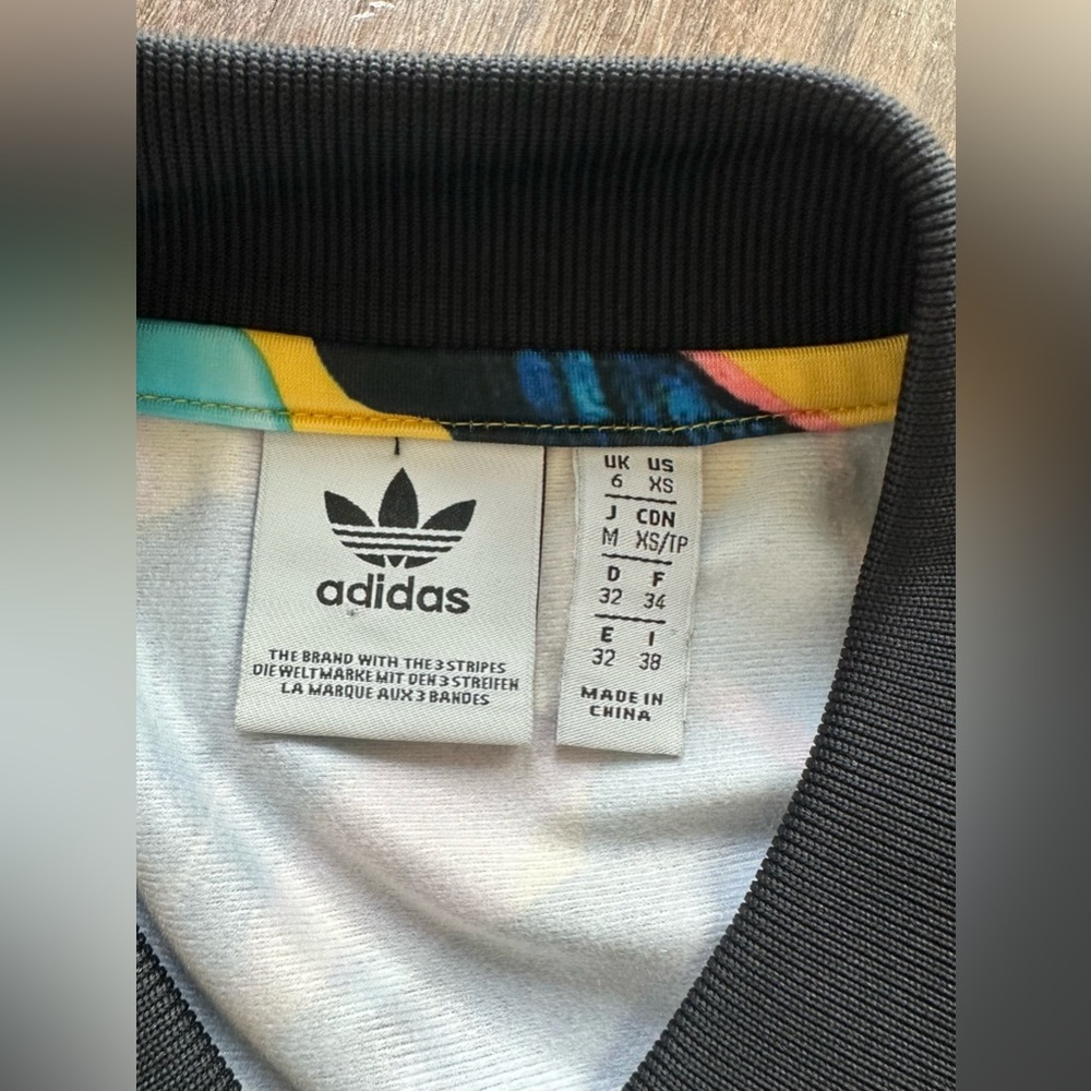adidas Originals x Farm Rio Passinho Blue/Yellow Big Leaf Track Jacket. Size XS - Picture 13 of 16